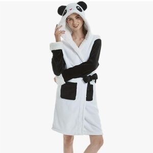 Women’s Panda Robe 🐼
